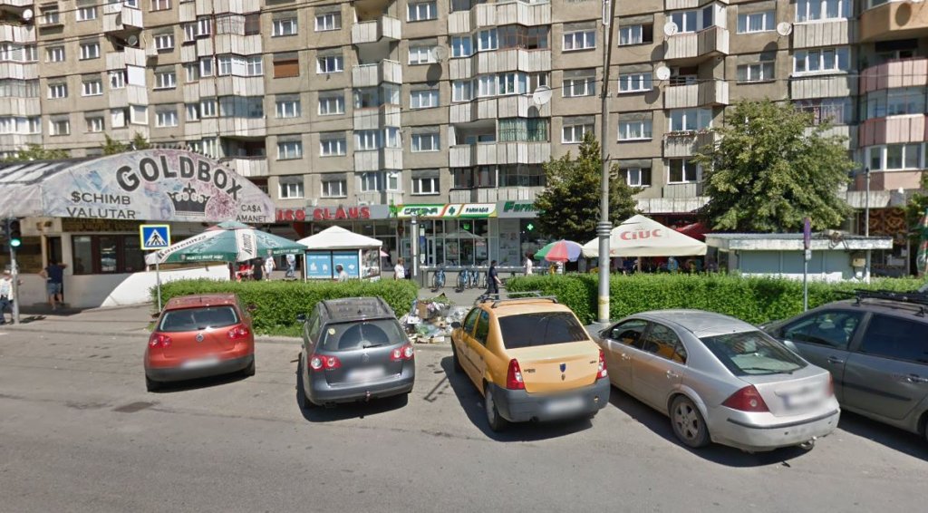 Chioşcarii din Mărăşti s-au dus peste Emil Boc: "În momentul în care ne-aţi mutat de acolo, am murit!"