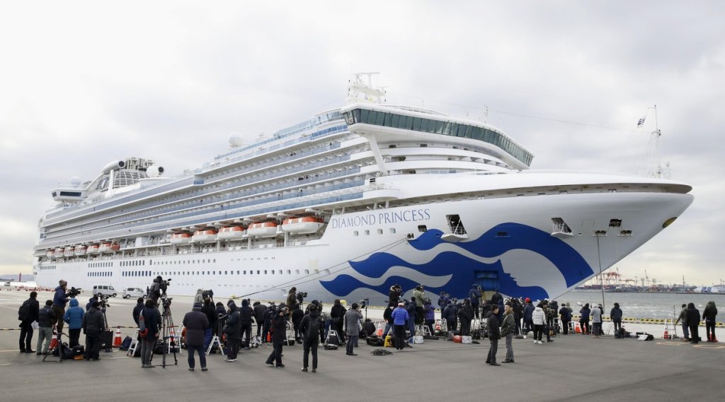 Epidemia de coronavirus. O parte dintre românii de pe vasul Diamond Princess revin în ţară