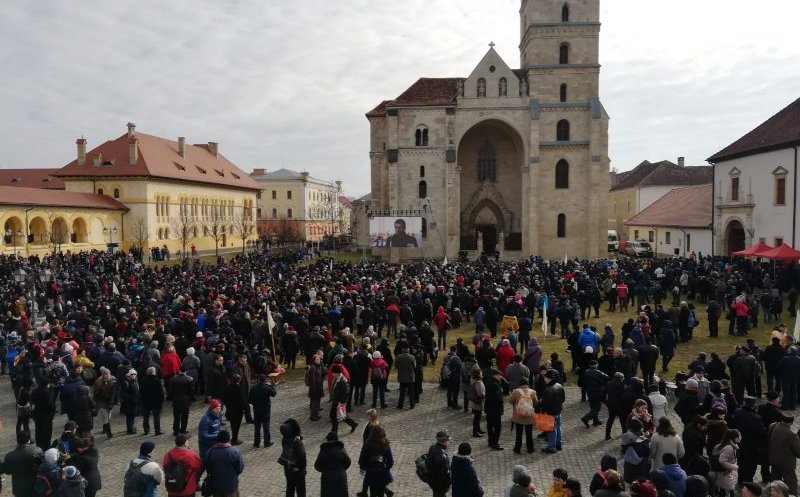Pelerinii din Cluj au mers la înscăunarea noului episcop romano-catolic