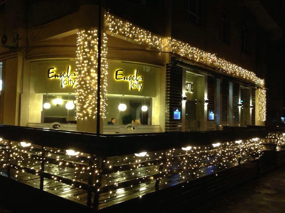 Bistro Engels: “Am igienizat localul până târziu în noapte”