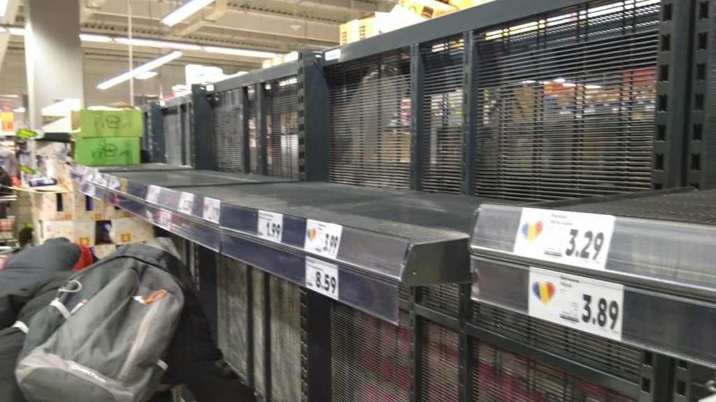 Oros: Facem apel la calm; există stocuri de alimente. Sunt scenarii pentru diferite situaţii