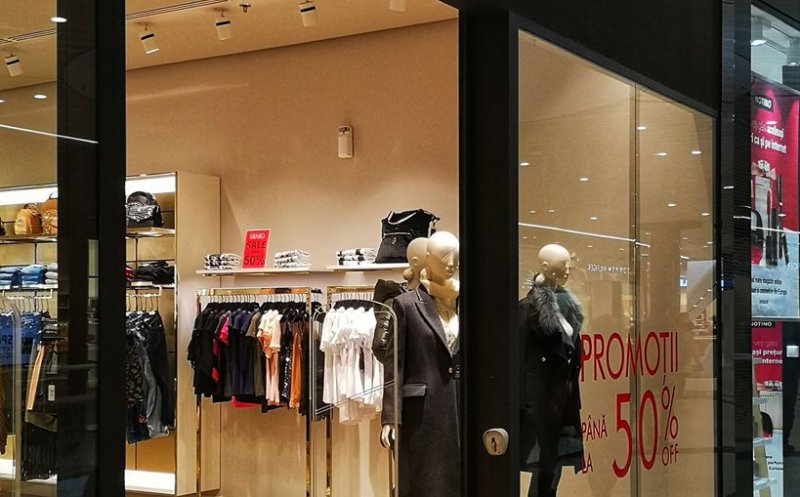 Mai multe mall-uri din Bucureşti şi din ţară îşi reduc programul de funcţionare