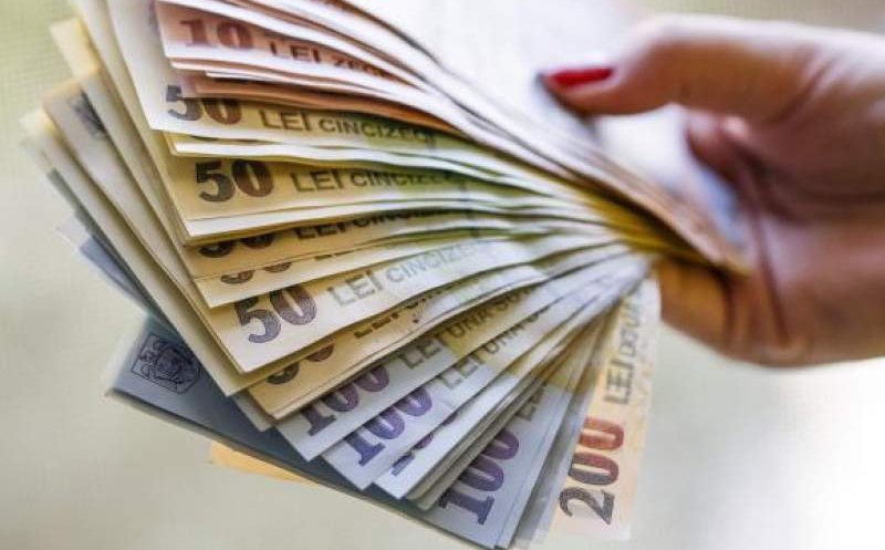 "Măsurile privind ratele la bancă, creditele pentru IMM-uri şi companiile mari vor fi funcţionale săptămâna aceasta"