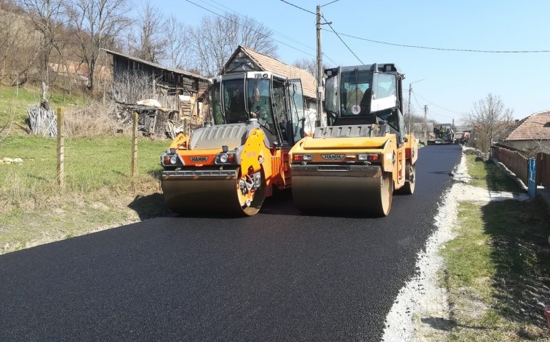 Lucrările de asfaltare pe drumul județean 108C Gârbău – Aghireșu – Leghia au fost finalizate