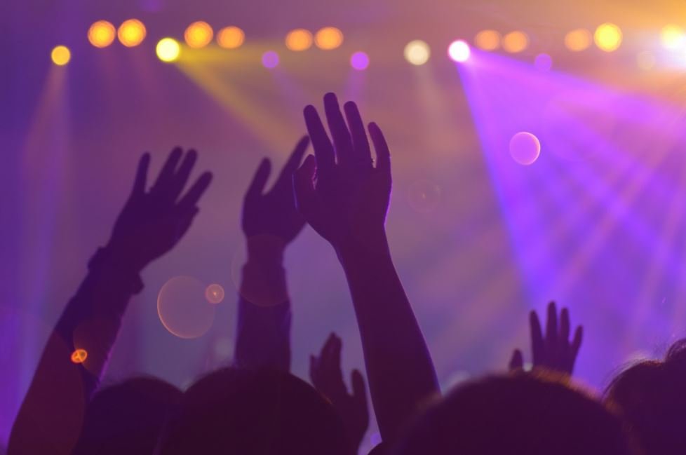 Untold, TIFF, Jazz In The Park și Electric Castle îi ajută pe medici să învingă COVID-19