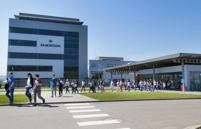 Emerson și-a trimis acasă 2.300 de angajați la Cluj
