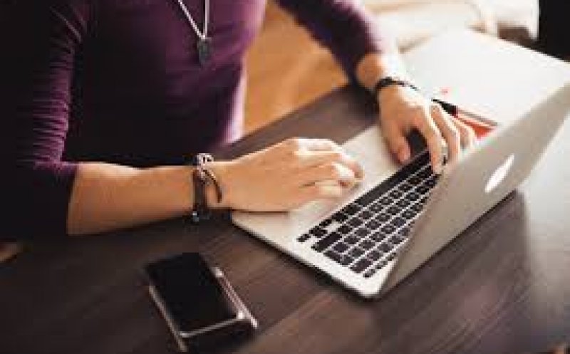 Primăria mută online încă două operațiuni