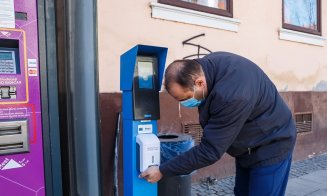 Care sunt stațiile de autobuz dotate cu dispensere cu soluție dezinfectantă