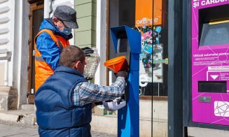 Care sunt stațiile de autobuz dotate cu dispensere cu soluție dezinfectantă