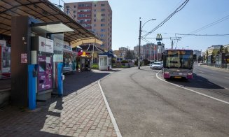 Care sunt stațiile de autobuz dotate cu dispensere cu soluție dezinfectantă