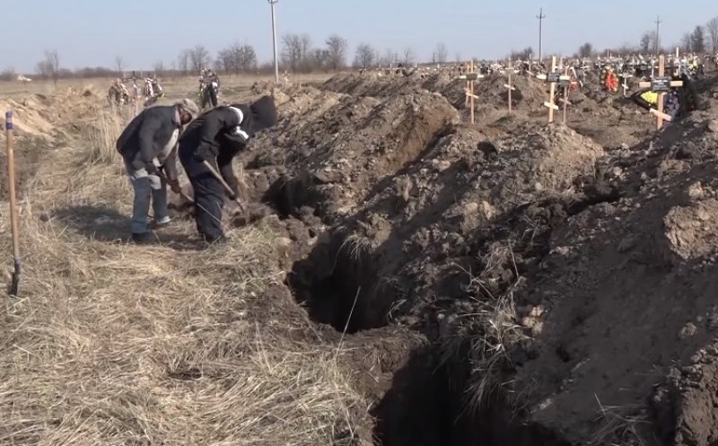 600 de morminte săpate în avans în eventualitatea unui „aflux” de decese din cauza COVID-19
