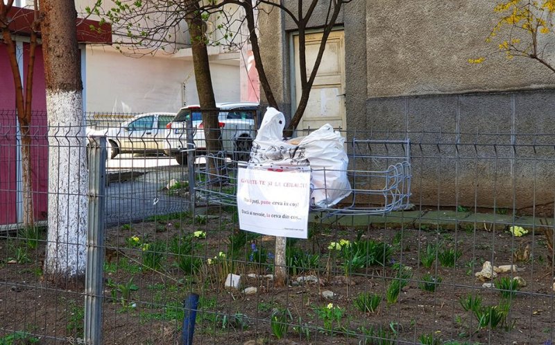 Clujean cu suflet mare! A pus un coş cu alimente pe stradă pentru nevoiaşi