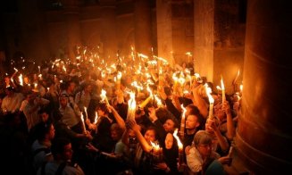 BOR: Sfânta Lumină va fi adusă de la Ierusalim pe 18 aprilie