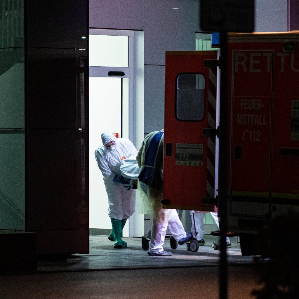 Faţa urâtă a oamenilor: Asistentă medicală din Cluj, dată afară din locuinţă de proprietar de teama coronavirusului