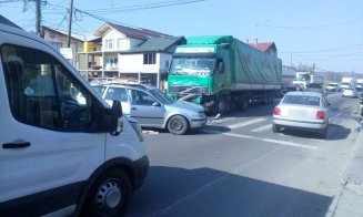 Accident în Gilău, o persoană la spital
