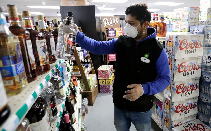 Consumul de alcool: Un tratament împotriva noului coronavirus?