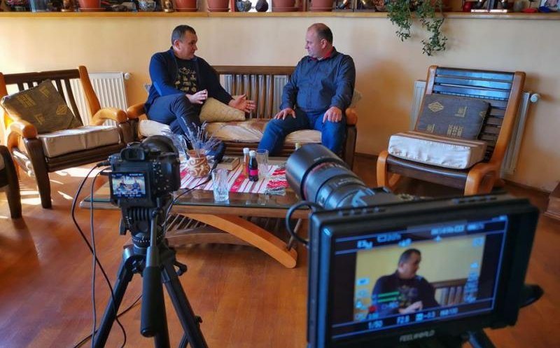 A apărut Poieni TV, post public făcut de primar pe banii comunei