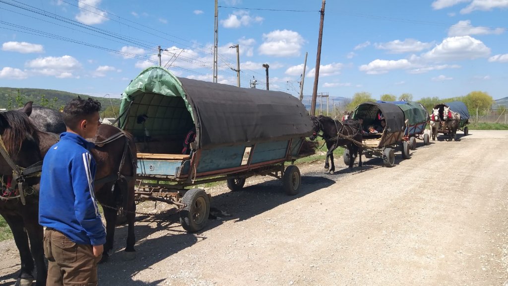 Convoi de cinci căruțe, oprit de jandarmi după 100 km, pe traseul Cluj – Sebeș