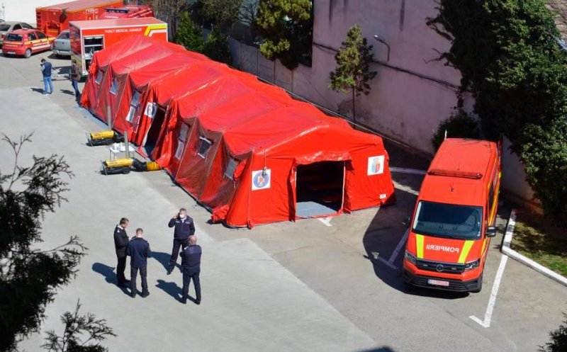 Pacientă din Turda, suspectă de COVID19, reclamă că a stat în frig în cortul de triaj