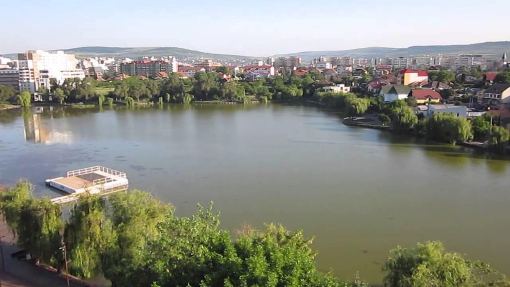 Promenadă, piste de alergare şi cicliste pe malul lacului Gheorgheni. Boc: "Va fi una dintre cele mai frumoase zone de agrement din România"
