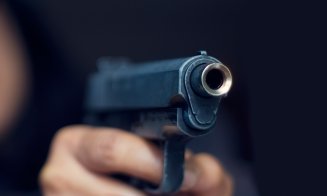 Nou model de gestionare a pandemiei: Cei care pun în pericol viaţa altora pot fi împuşcaţi pe loc de poliţişti
