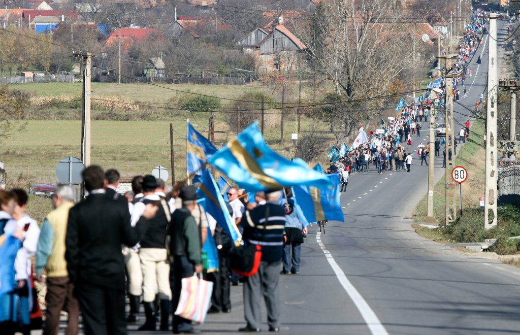 Proiect de lege pentru autonomia Ţinutului Secuiesc, adoptat tacit de deputaţi