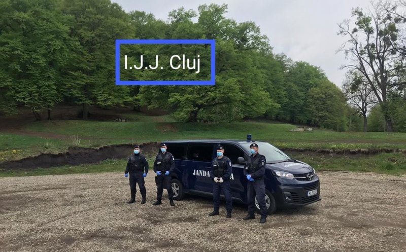 Jandarmii păzesc zonele grătarelor din Cluj. Noroc că plouă