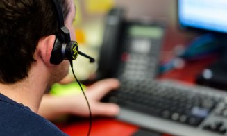 Banca Transilvania afișează timpul de așteptare la call center. Are 20.000 de apeluri pe zi
