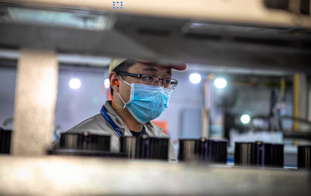 Exporturile Chinei au crescut în aprilie, deşi analiştii estimau o scădere