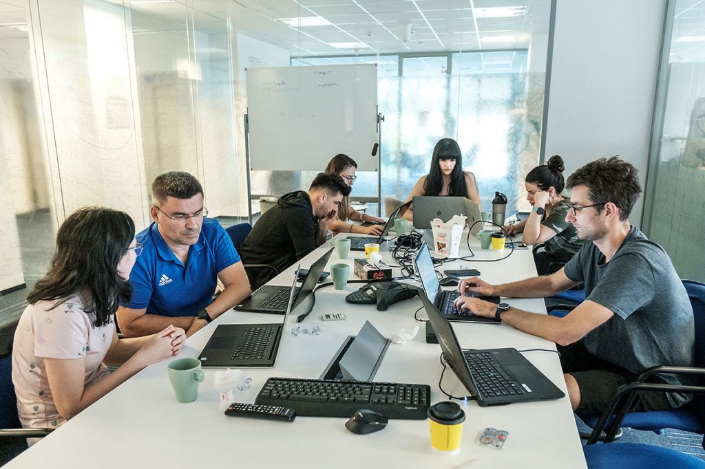 Britanicii de la Garmin și-au deschis centru de service la Cluj