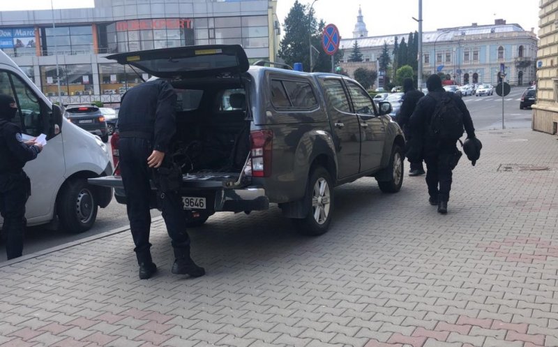 Inculpații cu Rolls Royce și Bentley din Dej, acuzați de proxenetism, au fost arestați preventiv