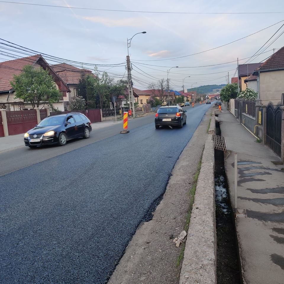 Asfaltare în Baciu. Variante pentru evitarea aglomerației