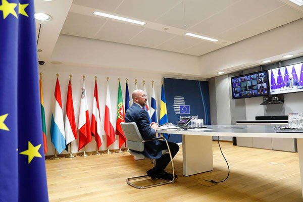 Impactul pandemiei asupra accesului la medicamente discutat de miniştrii sănătăţii ai UE în sistem videoconferinţă