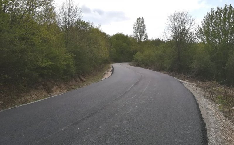 Au fost finalizate lucrările de asfaltare pe drumul judeţean 109B Cornești – Igriția – Oșorhel – DJ 108B