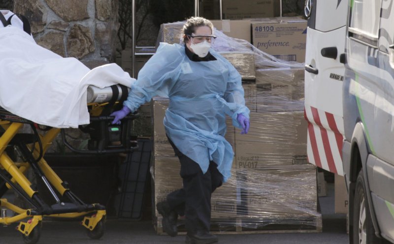 Statele Unite au depăşit luni pragul de 90.000 de decese cauzate de noul coronavirus