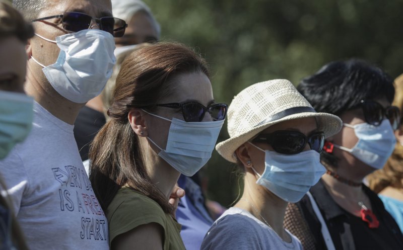 Nepurtarea măştii va fi sancţionată. Vela: Va exista un ordin care să "implementeze fapta şi penalizarea"