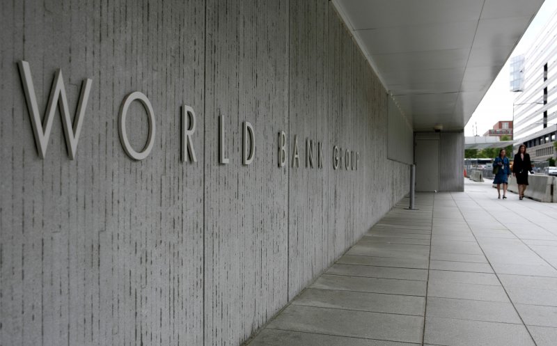 Banca Mondială avertizează: 60 de milioane de oameni vor ajunge la sărăcie extremă