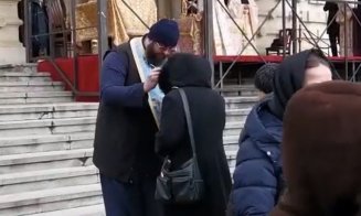 Dosar clasat după împărtășania cu scandal de la Cluj. "Nu a condus la îmbolnăvirea vreunei persoane cu coronavirusul SARS-CoV-2”