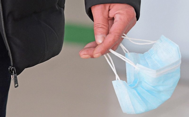 Cum vor fi distribuite măştile gratuite de la Guvern