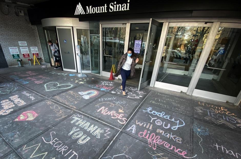 O veste bună pentru New York: numărul oamenilor răpuşi de COVID-19 a scăzut la 84 în ultimele 24 de ore