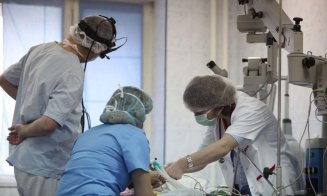 Stimulente de 2.500 de lei pentru mai mulţi membri ai personalului medical. Noile categorii de beneficiari