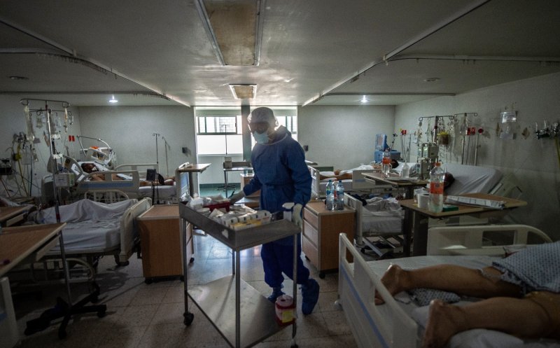 Avocatul Poporului solicită Ministerului Sănătăţii reluarea internărilor şi operaţiilor în spitalele suport COVID-19