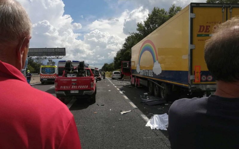 Accident teribil în Italia: Patru români, dintre care doi copii, au murit.  Alți trei au fost răniți