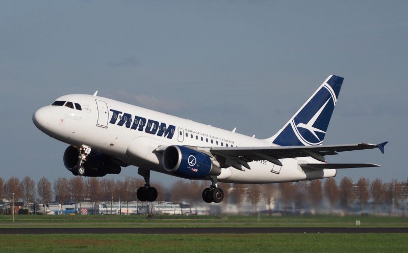 Ministrul Transporturilor: Este nevoie de o restructurare la sânge pentru a salva compania TAROM