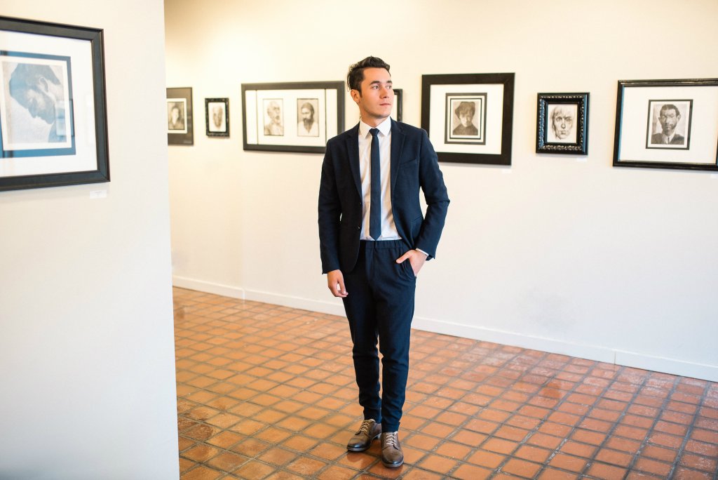 Un tânăr artist școlit la Cluj a expus la Hollywood