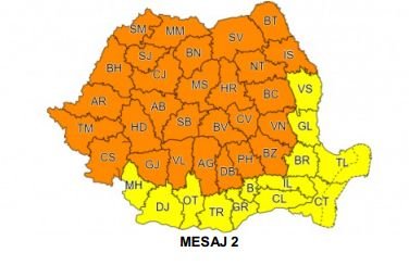 Cod portocaliu de ploi torențiale până deseară la ora 23 în majoritatea țării