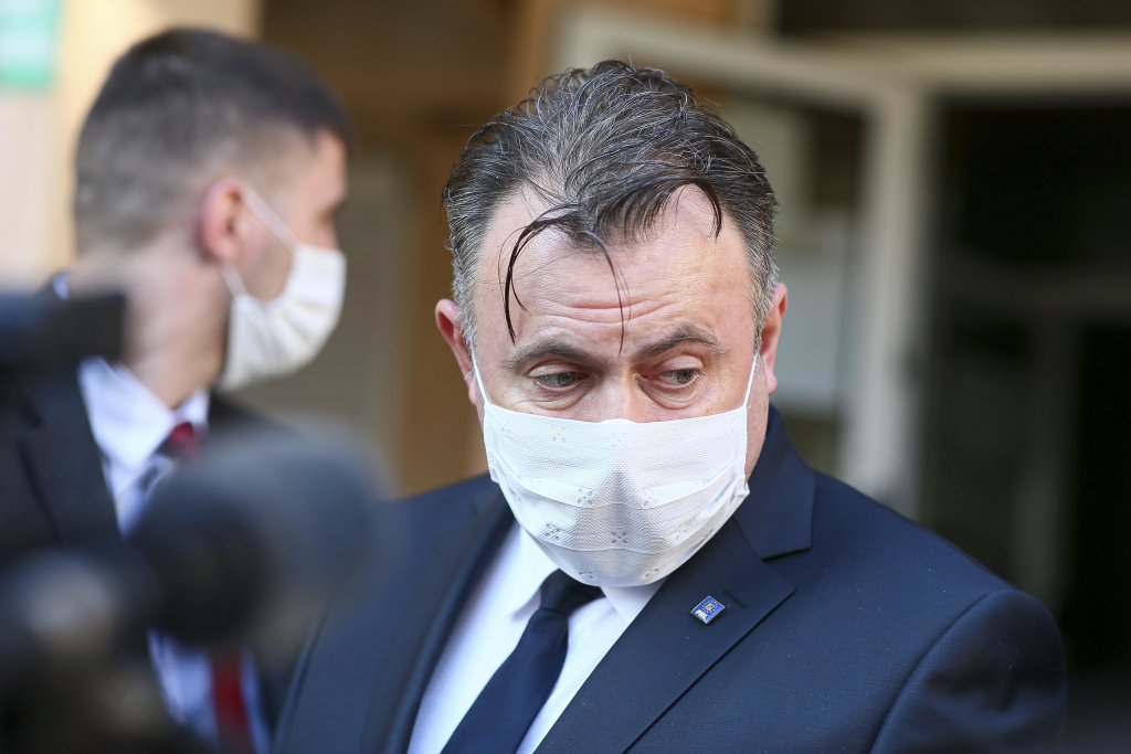 10 zile de spitalizare şi izolare la domiciliu pentru asimptomaticii COVID-19