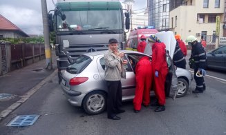 Încă un accident în Someșeni. Tot lângă biserică
