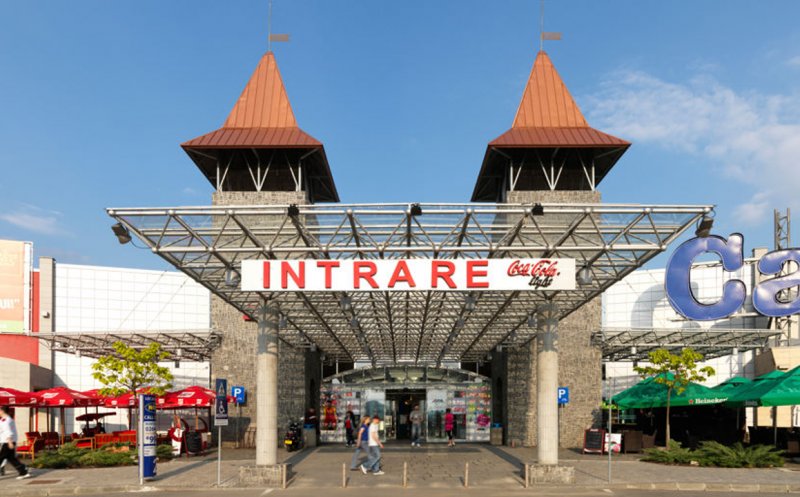 Mall-urile Clujului își revin mai repede decât cele din București