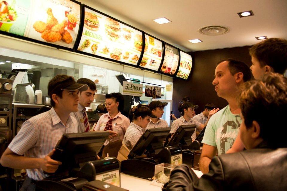 McDonald’s face angajări masive la Cluj. 700 de oameni vor fi recrutați în România